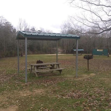 Whispering Creek Lodging & Rv Resort Newton Exterior foto
